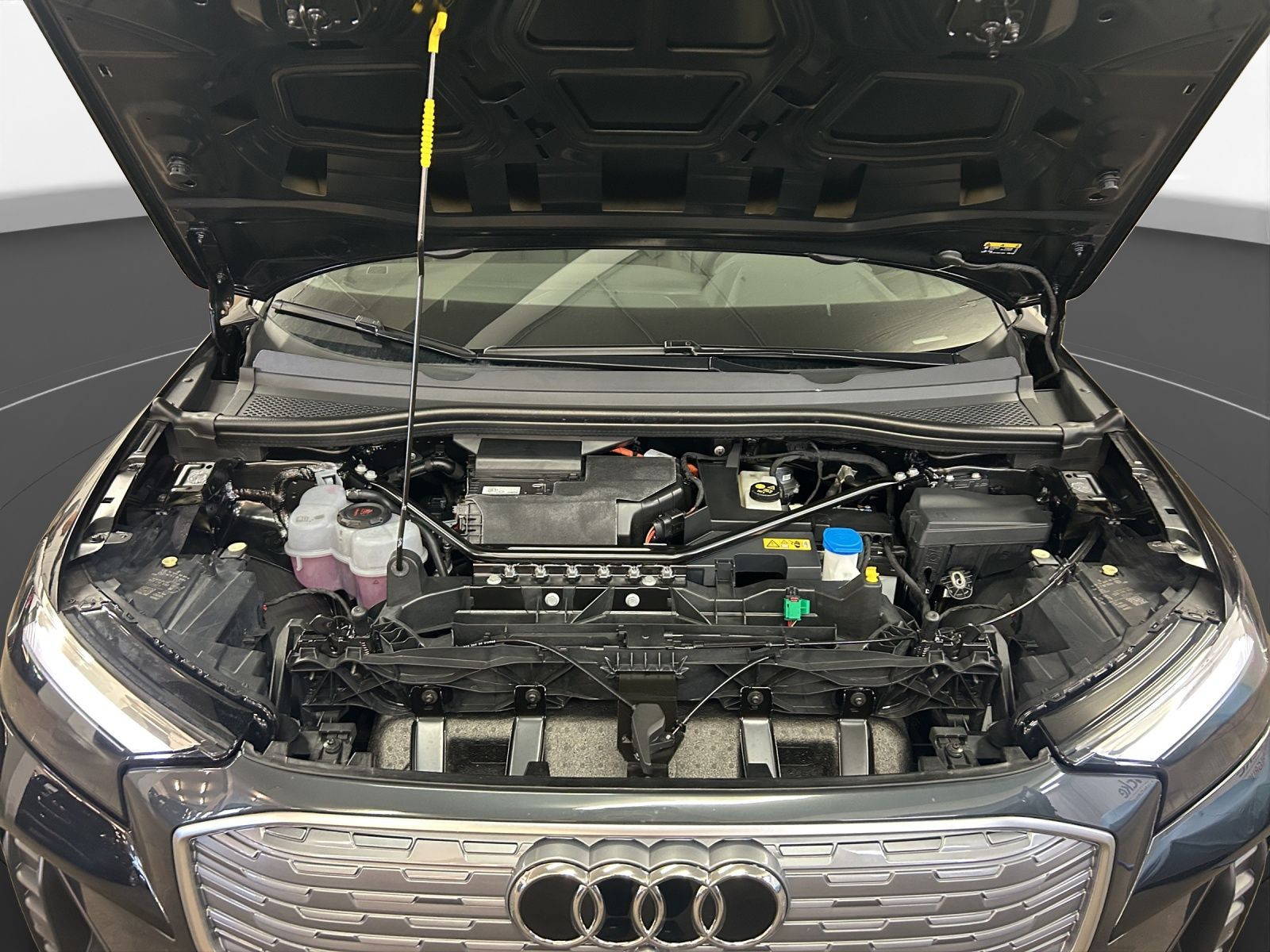 Audi - Q4 e-tron_23