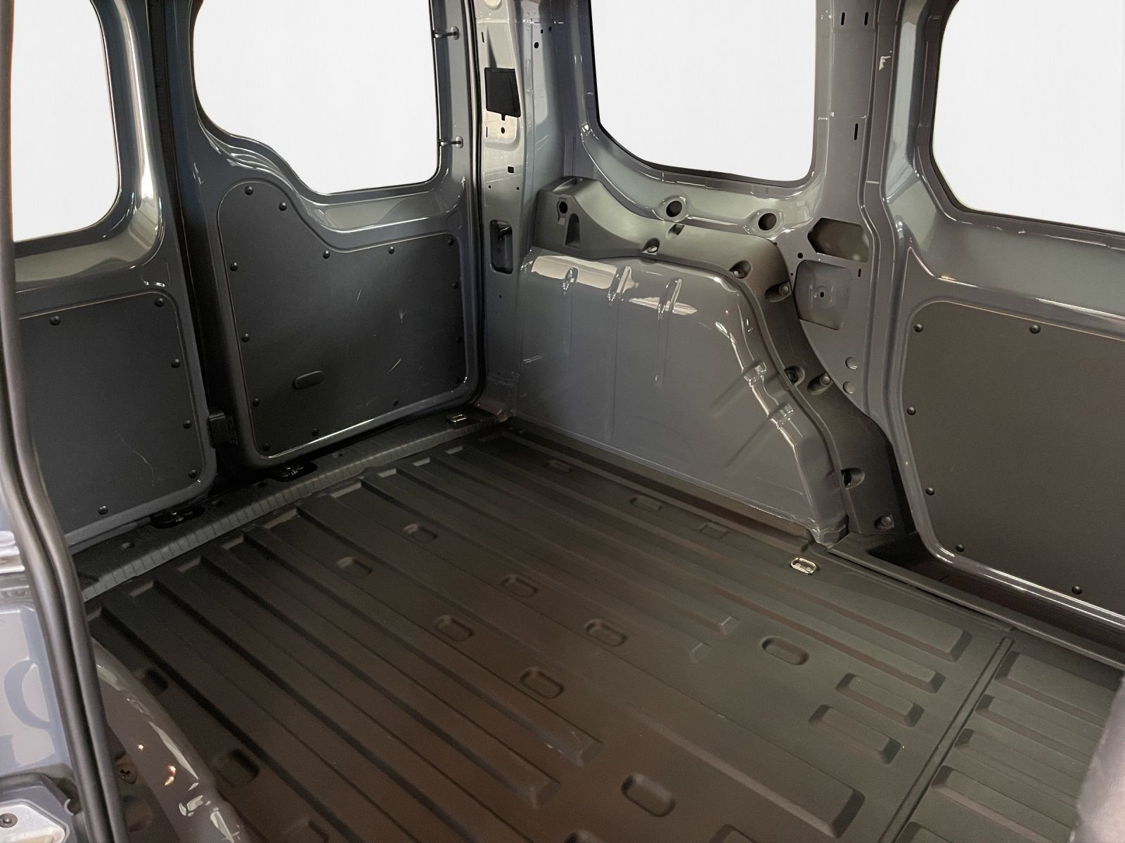 Volkswagen - Caddy Cargo_17