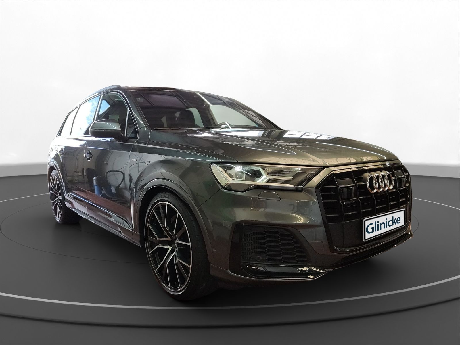 Audi - Q7_15