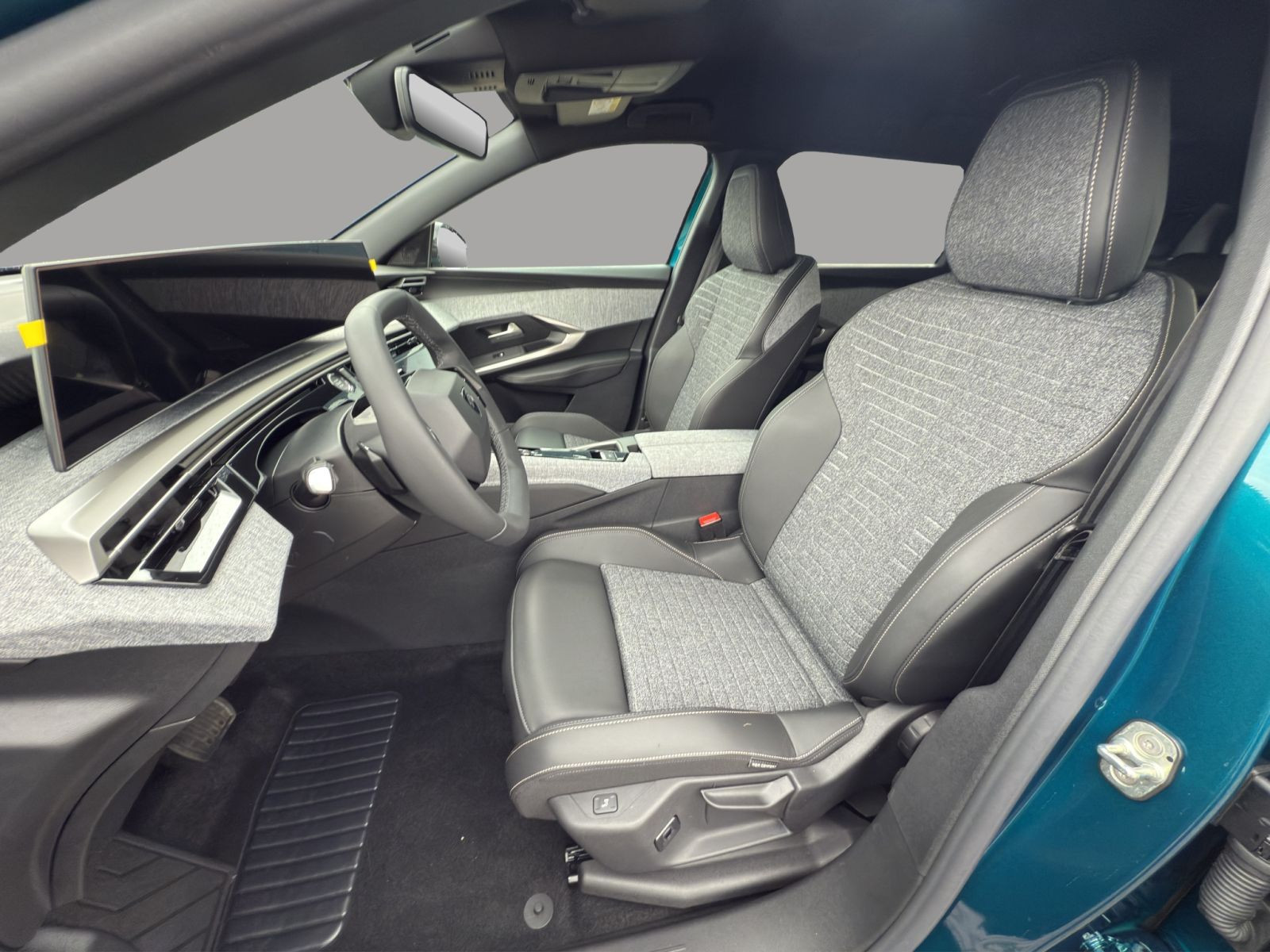 Peugeot - 5008_9