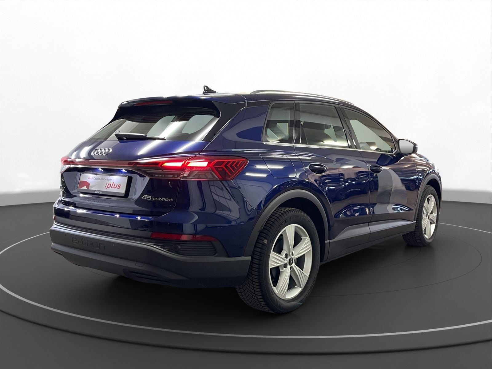 Audi - Q4 e-tron_6