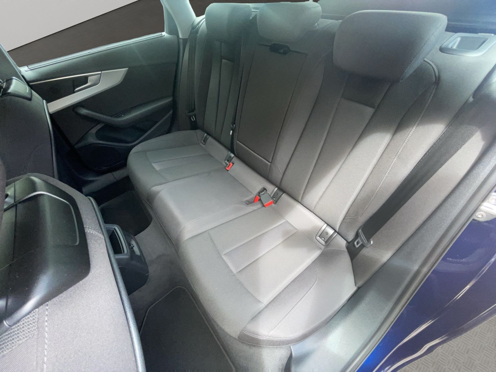 Audi - A4 Avant_16