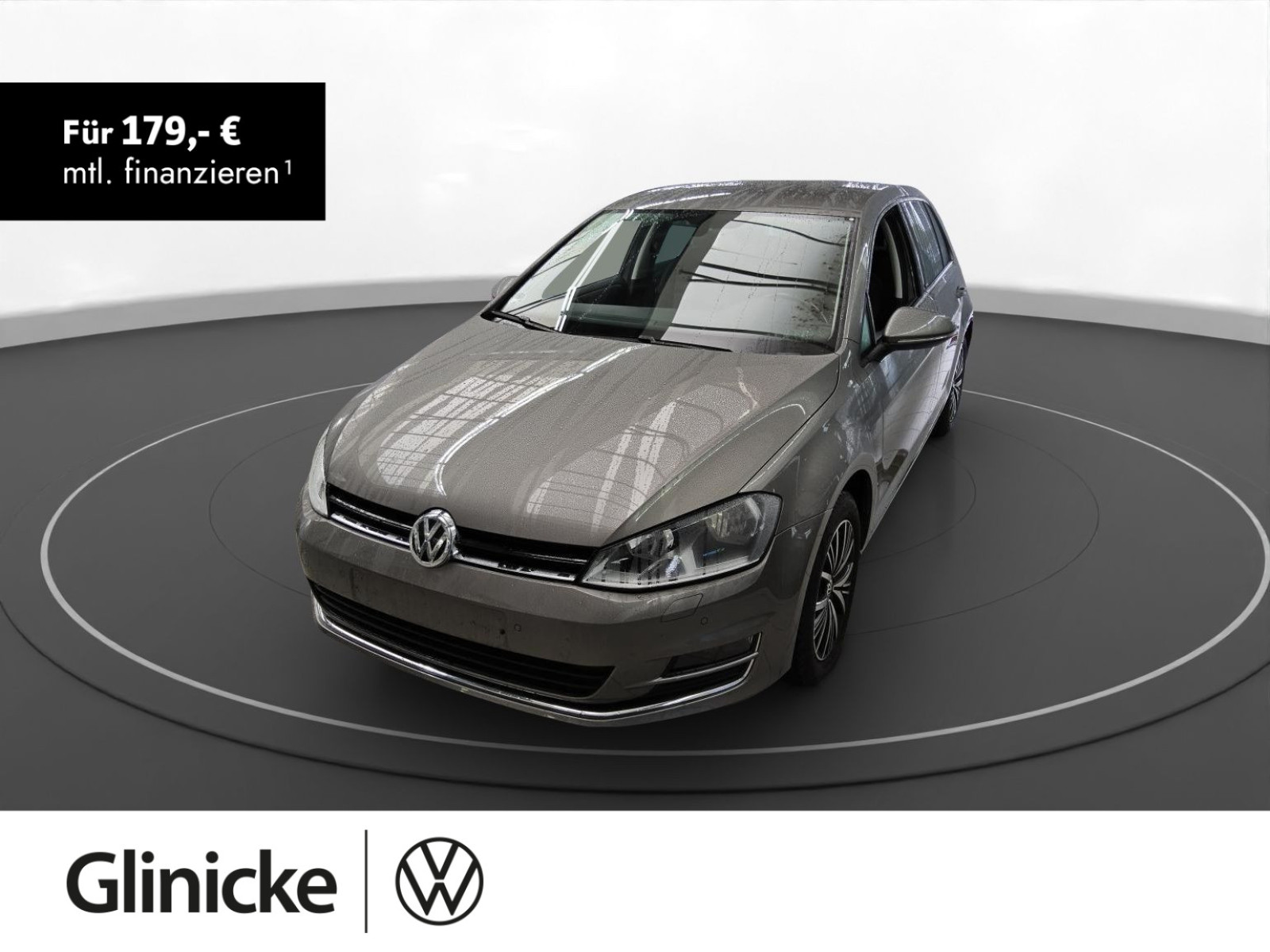 Volkswagen - Golf_1
