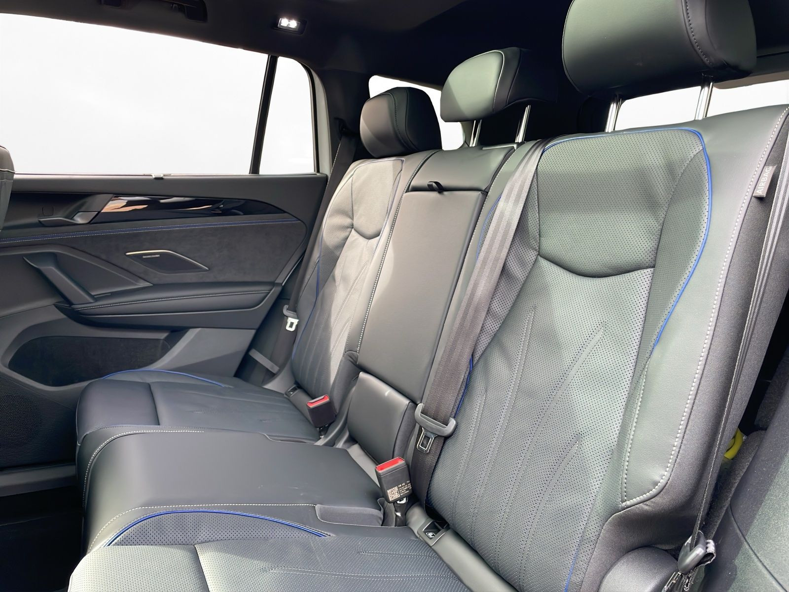 Volkswagen - Tayron_11