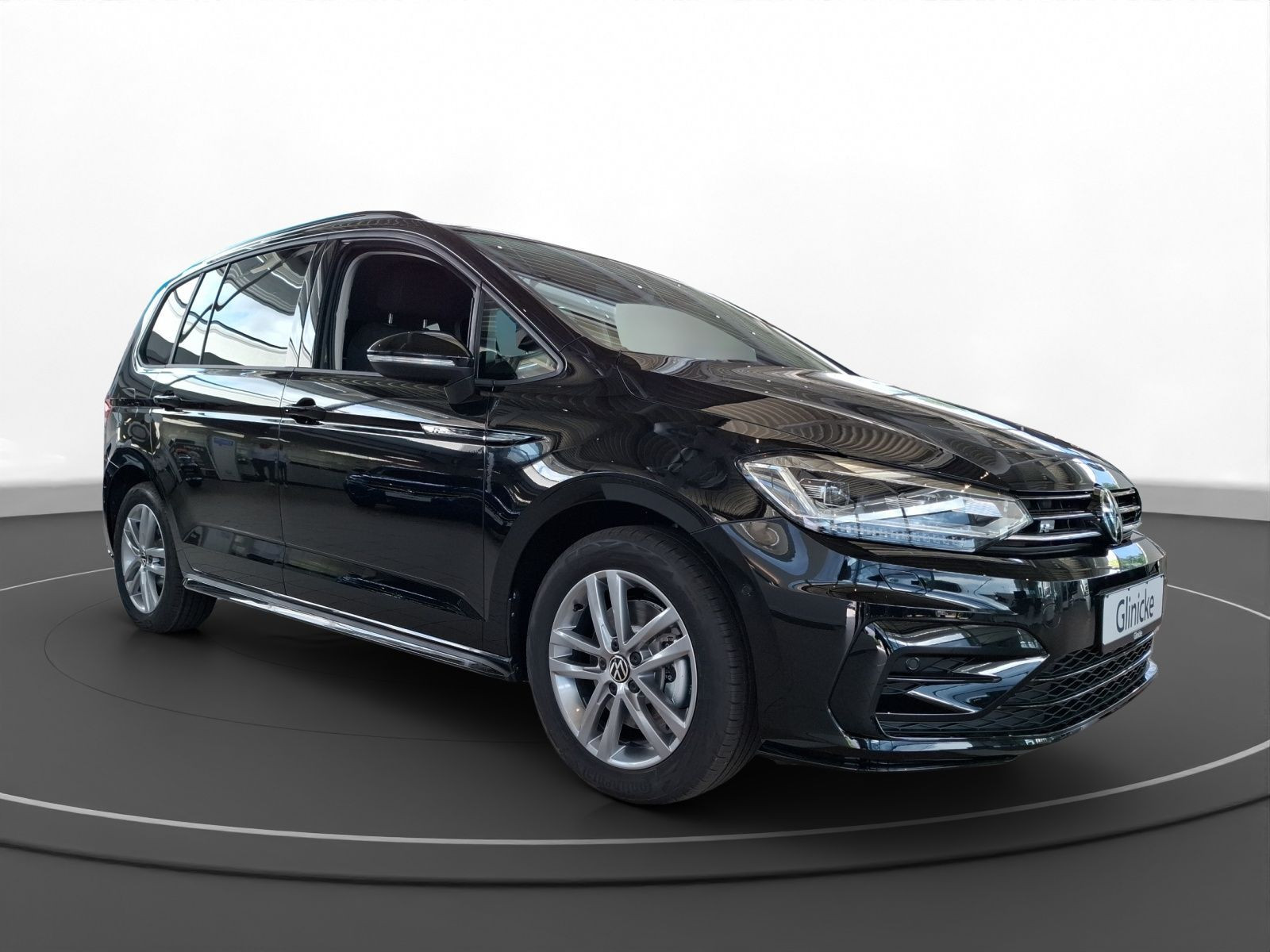 Volkswagen - Touran_14
