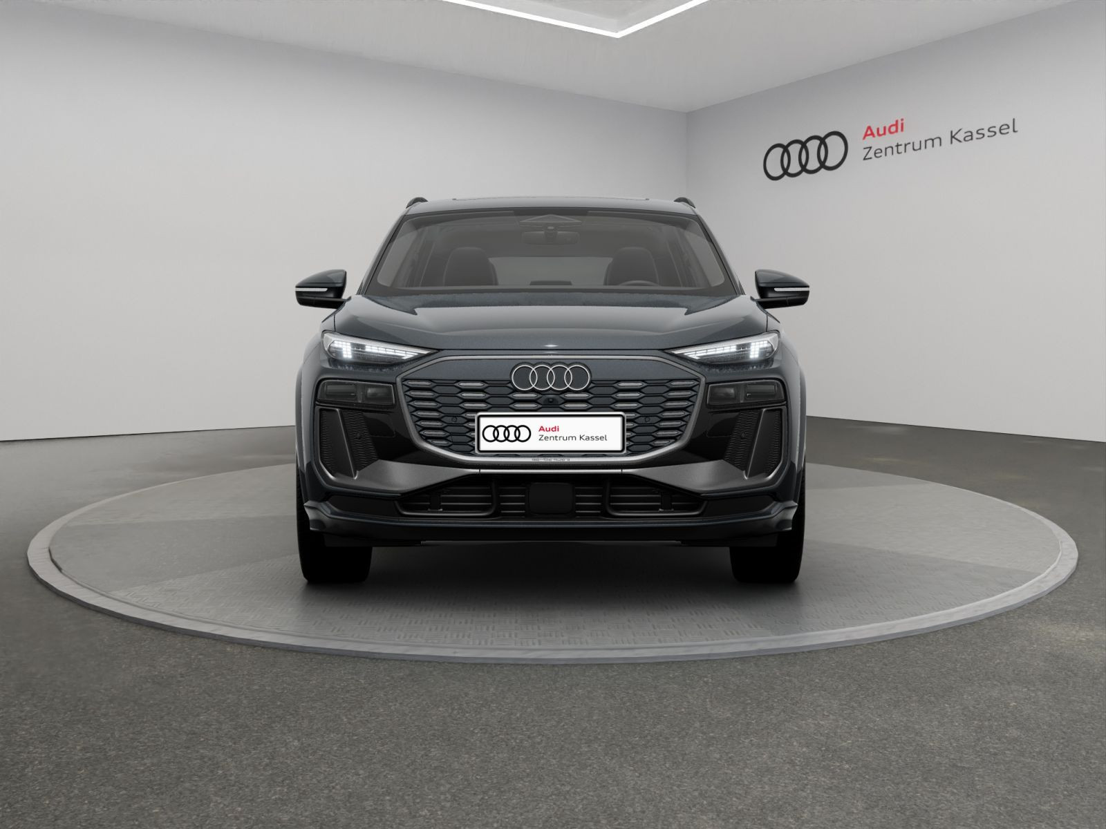 Audi - Q6 SUV e-tron_5