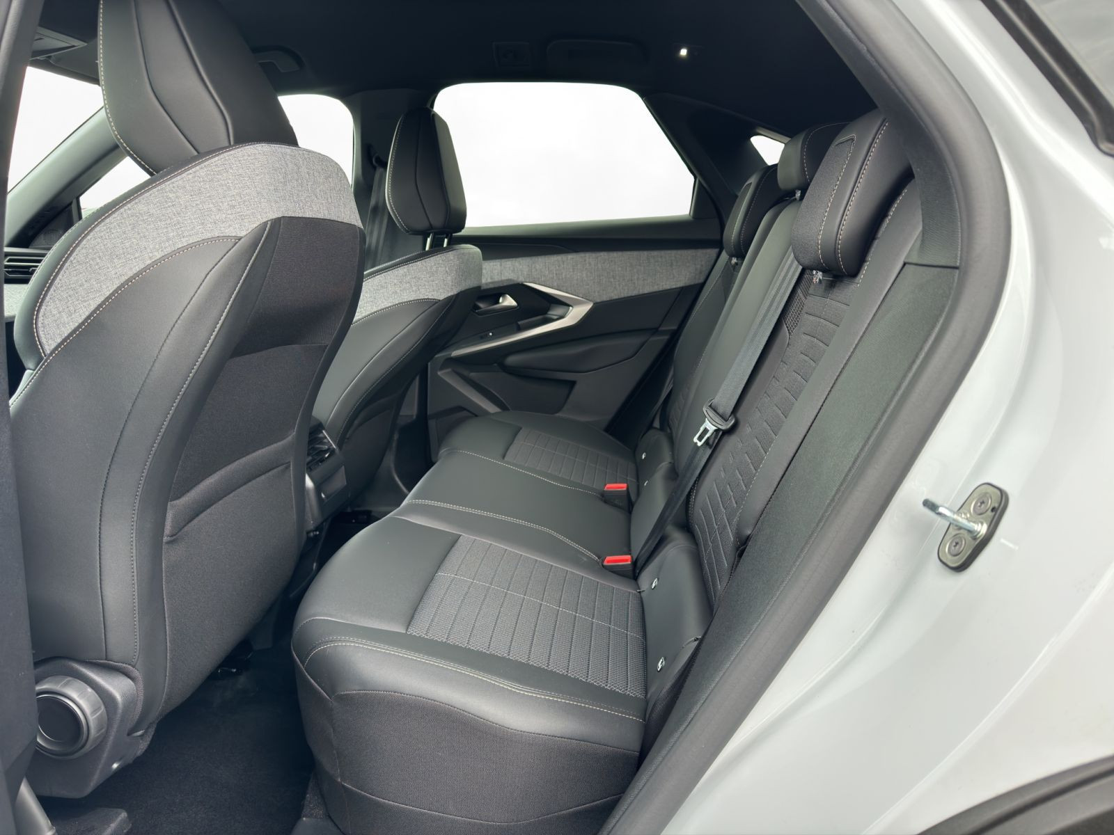 Peugeot - 3008_12
