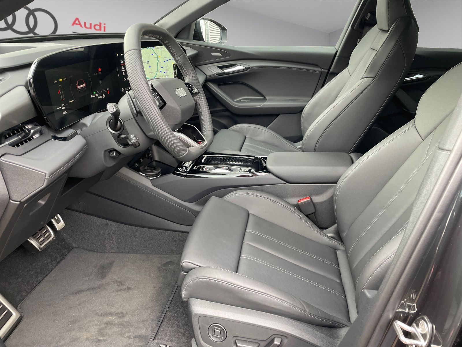 Audi - Q6 SUV e-tron_5