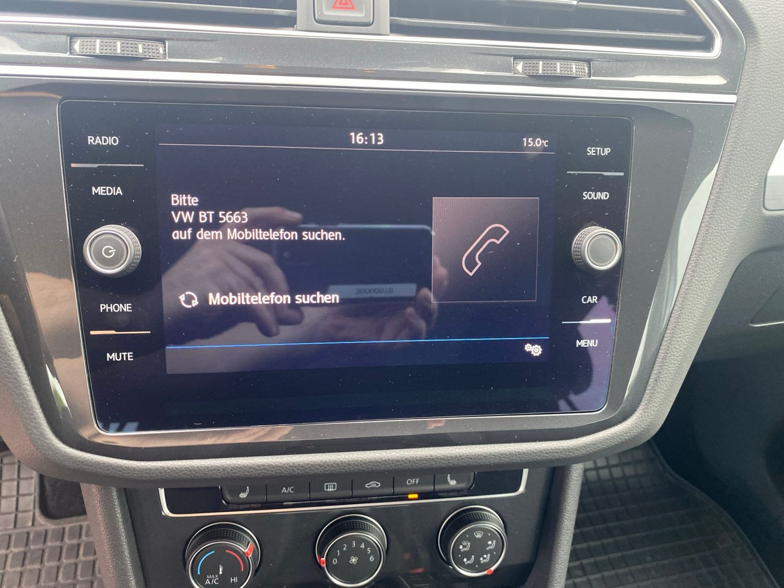 Volkswagen - Tiguan_12
