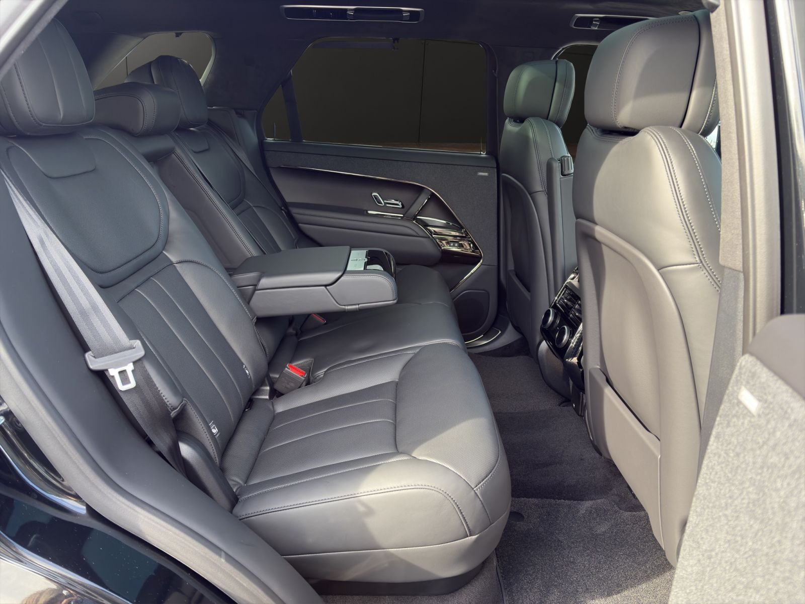 Land Rover - Range Rover Sport_8