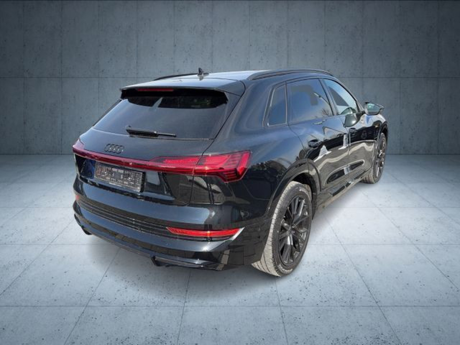 Audi - e-tron_16