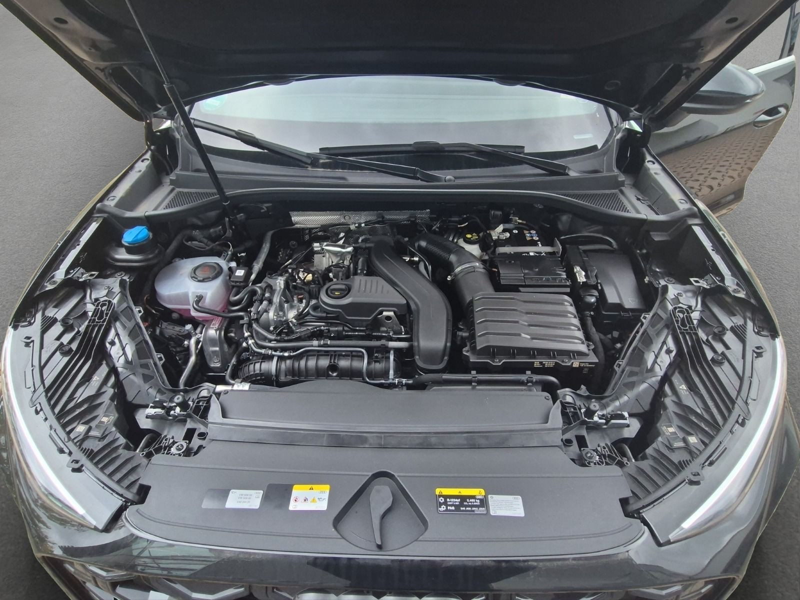 Audi - Q3_24