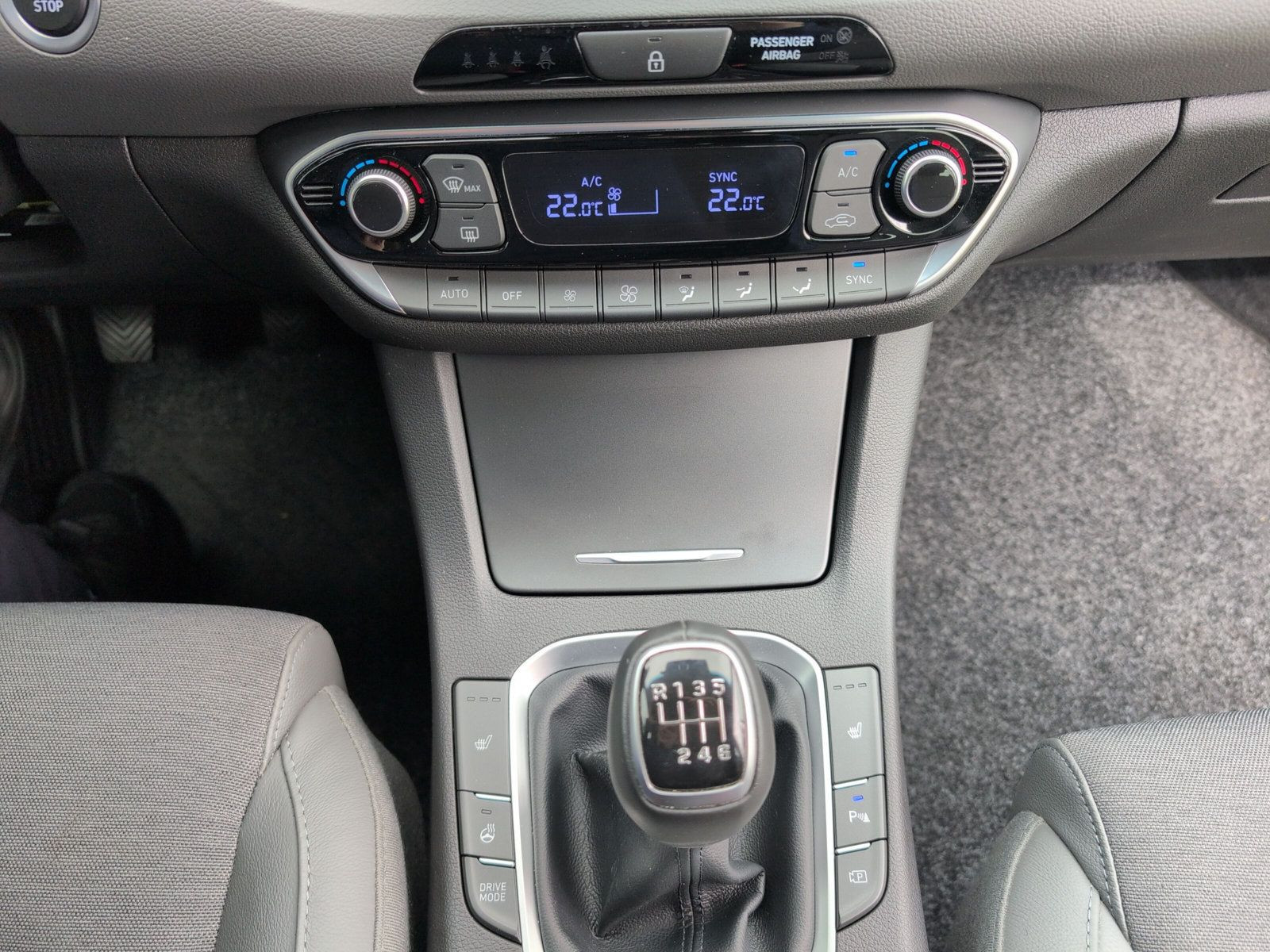 Hyundai - i30_11