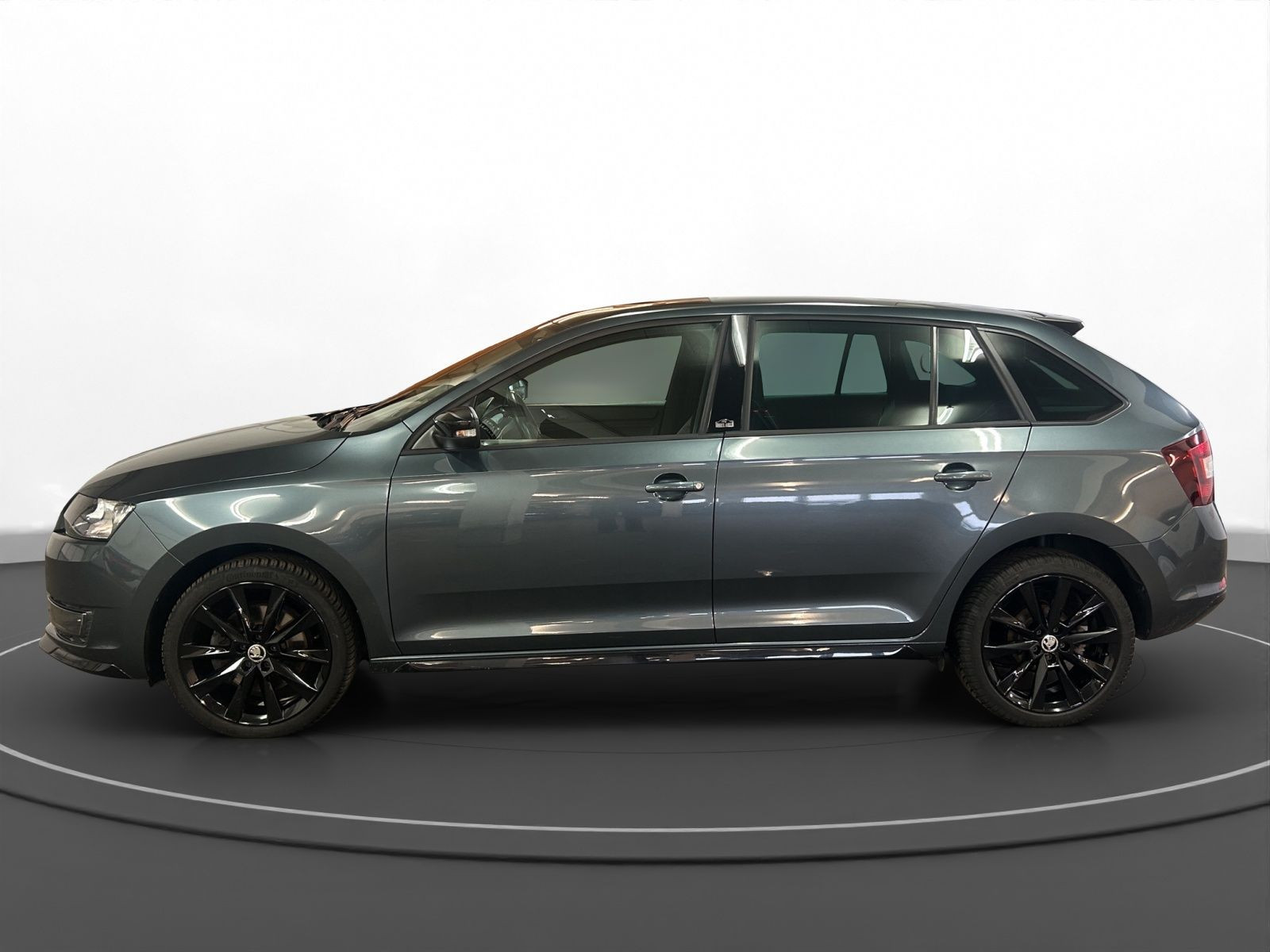 Škoda - Rapid Spaceback_8
