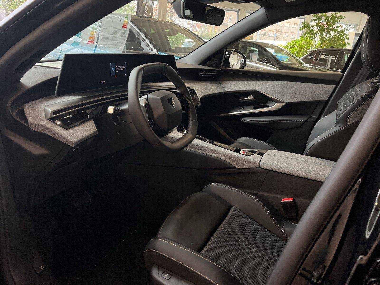 Peugeot - 5008_5