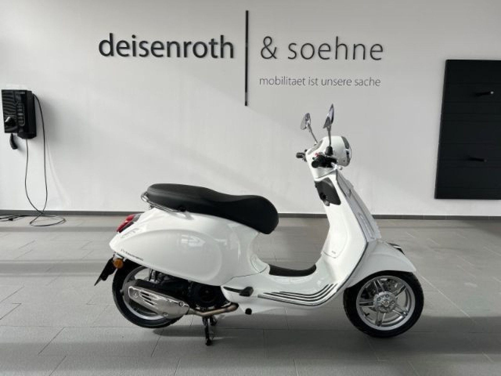 Piaggio - _4