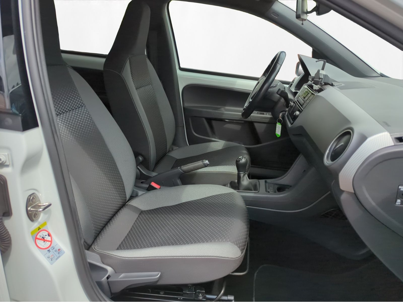 Volkswagen - up!_10