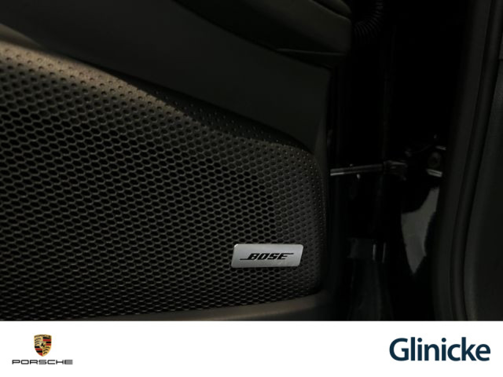 Porsche - Panamera_19