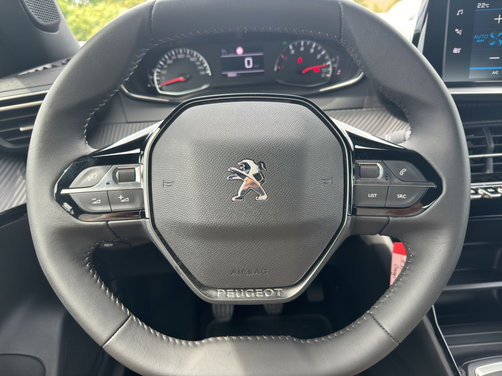 Peugeot - 2008_16