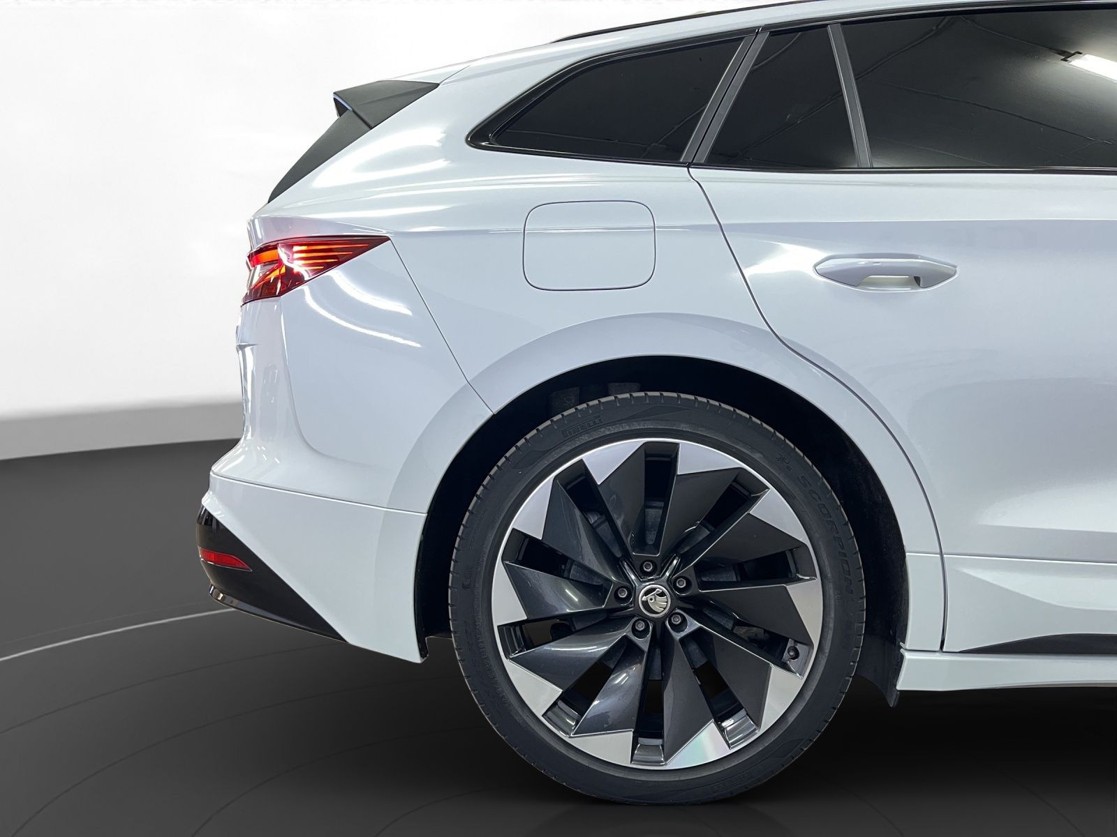 Škoda - Enyaq_16