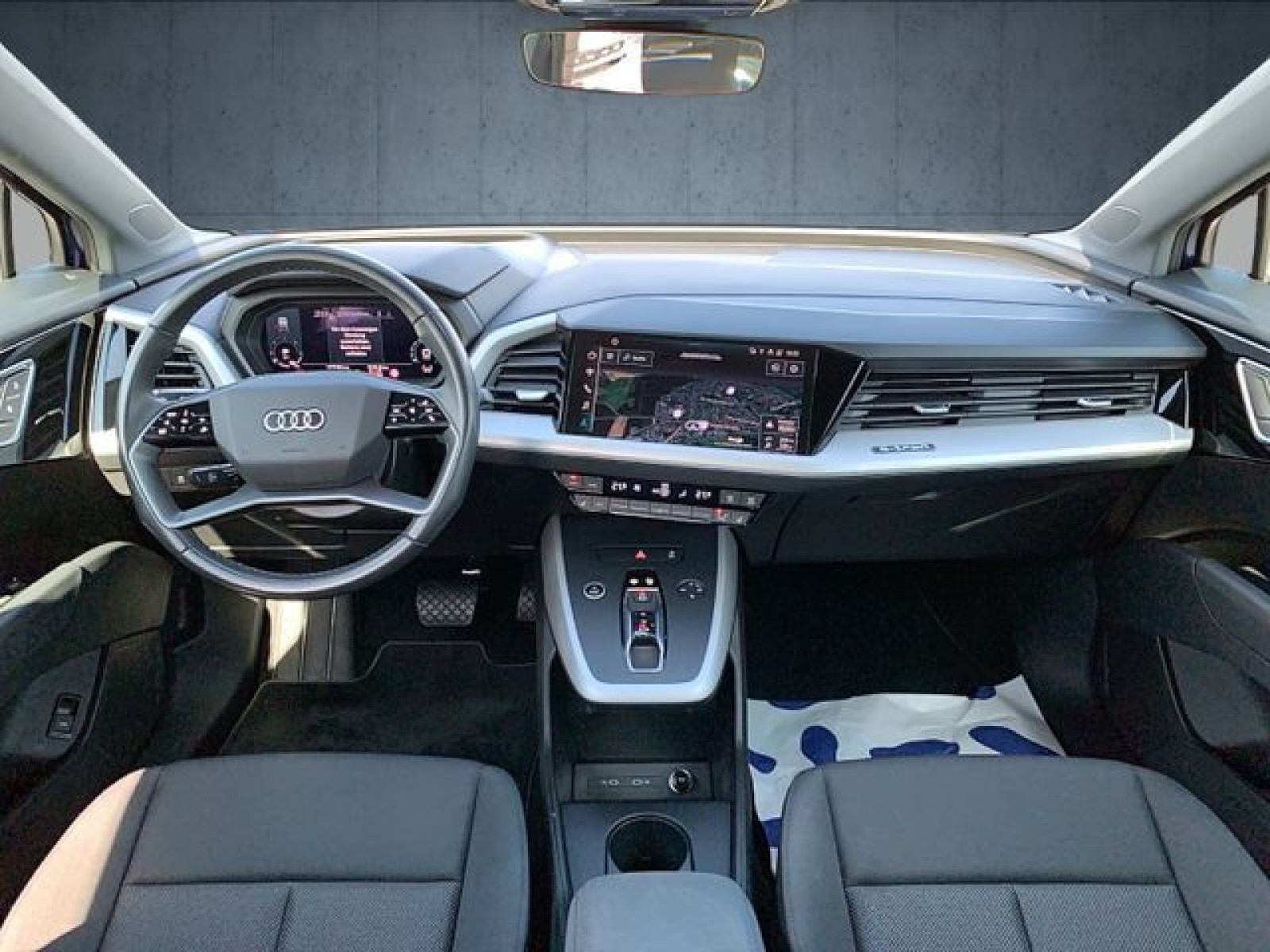 Audi - Q4 e-tron_14