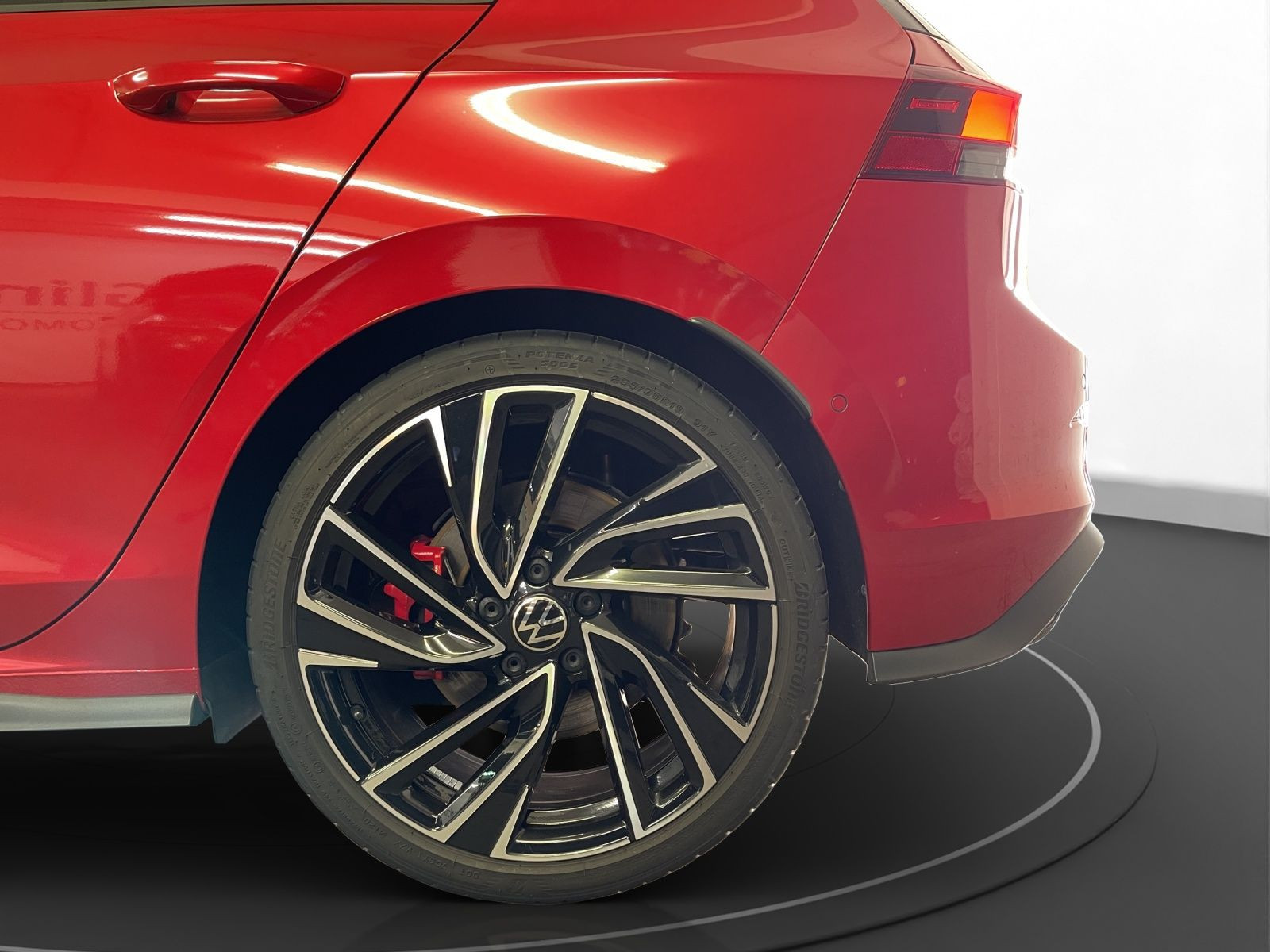Volkswagen - Golf GTI_14