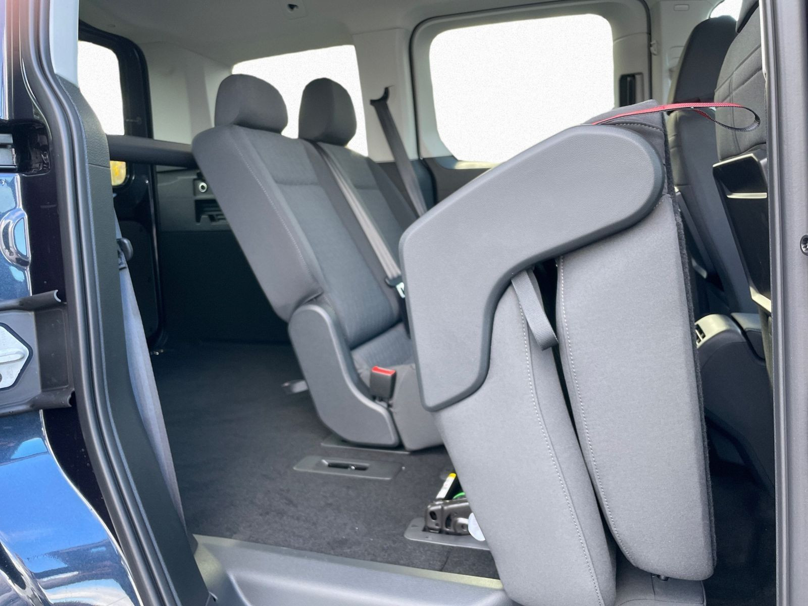 Volkswagen - Caddy_7