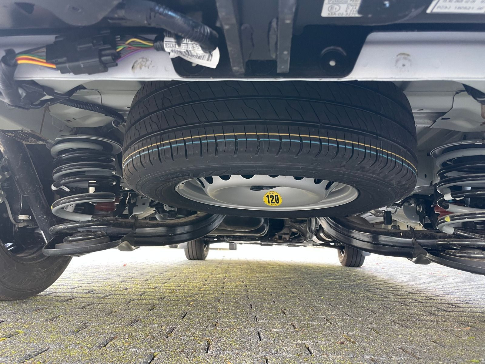 Volkswagen - T7 Transporter_16