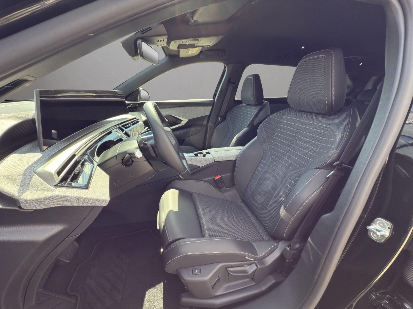 Peugeot - 5008_9