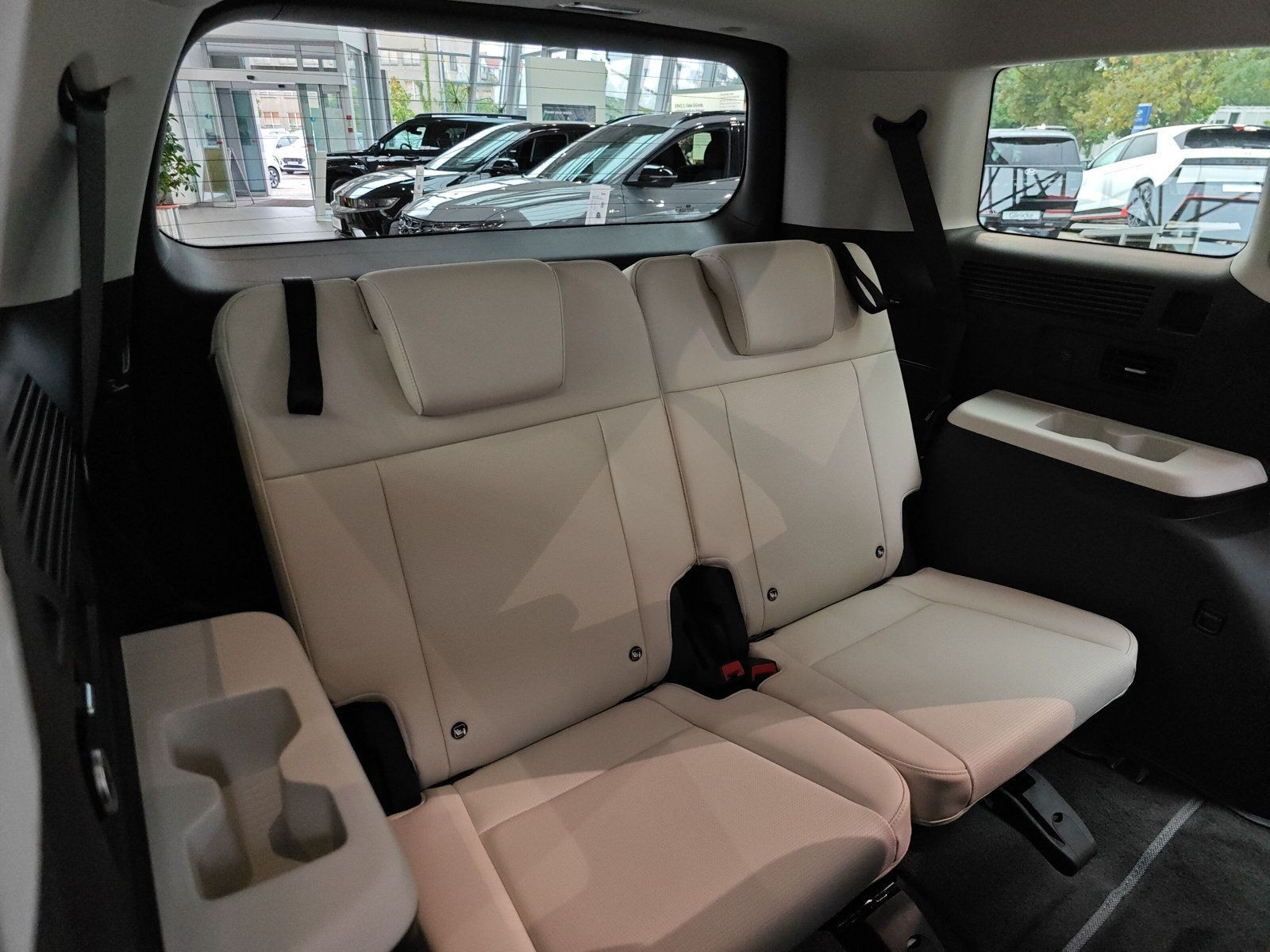 Hyundai - SANTA FE_10