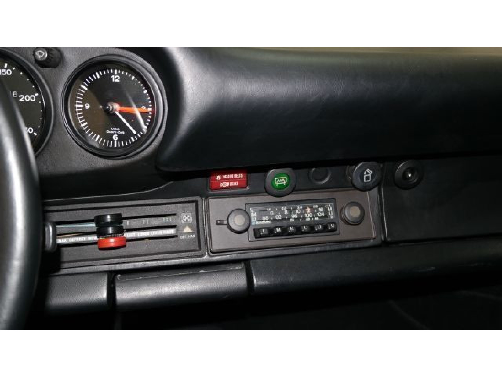 Porsche - 911_24