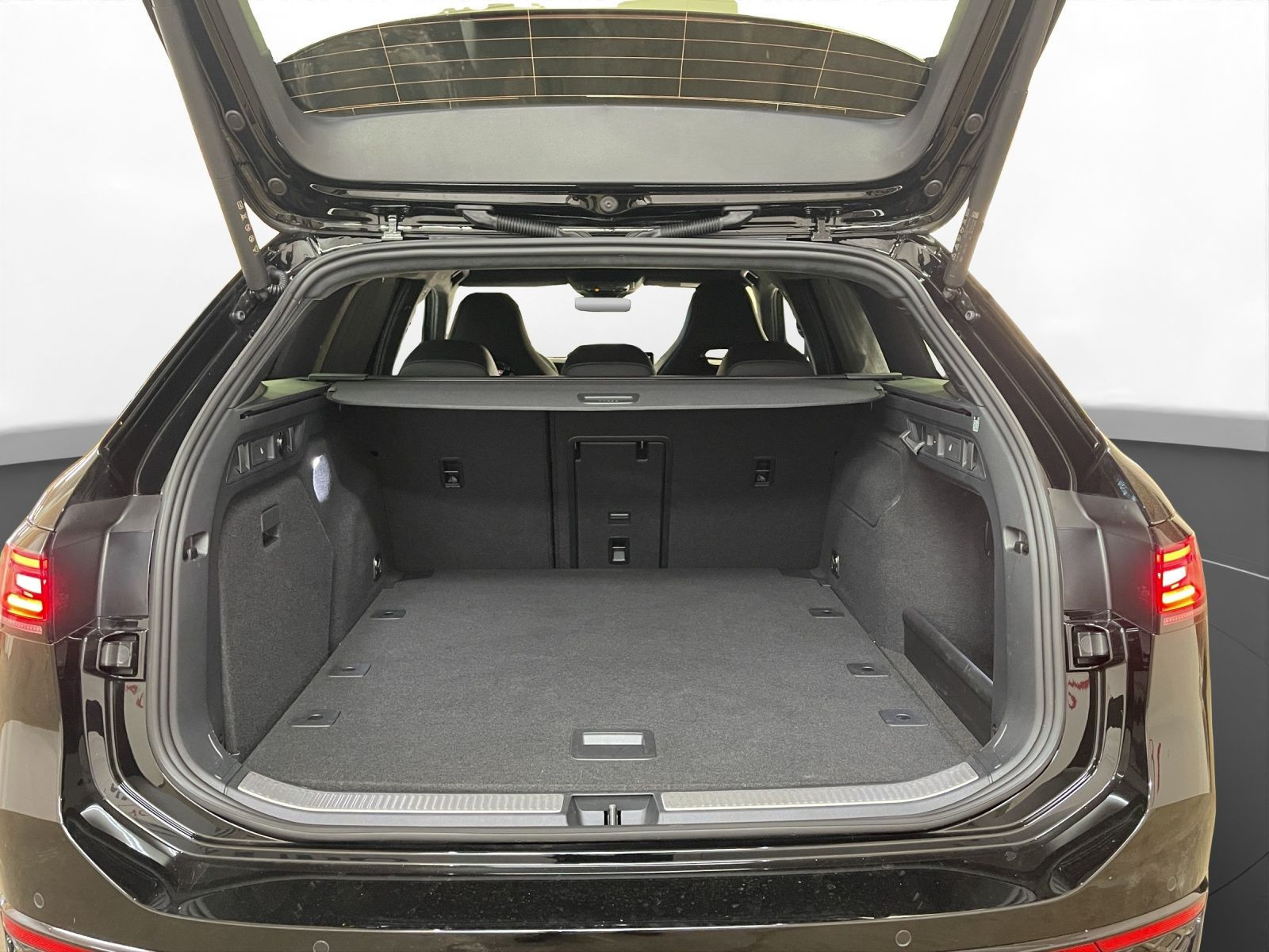 Volkswagen - Passat Variant_24