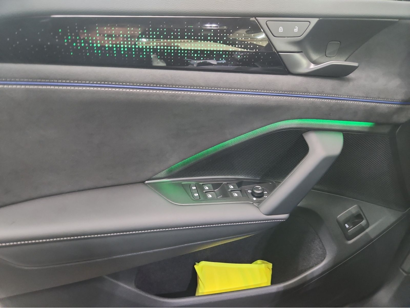 Volkswagen - Tayron_17