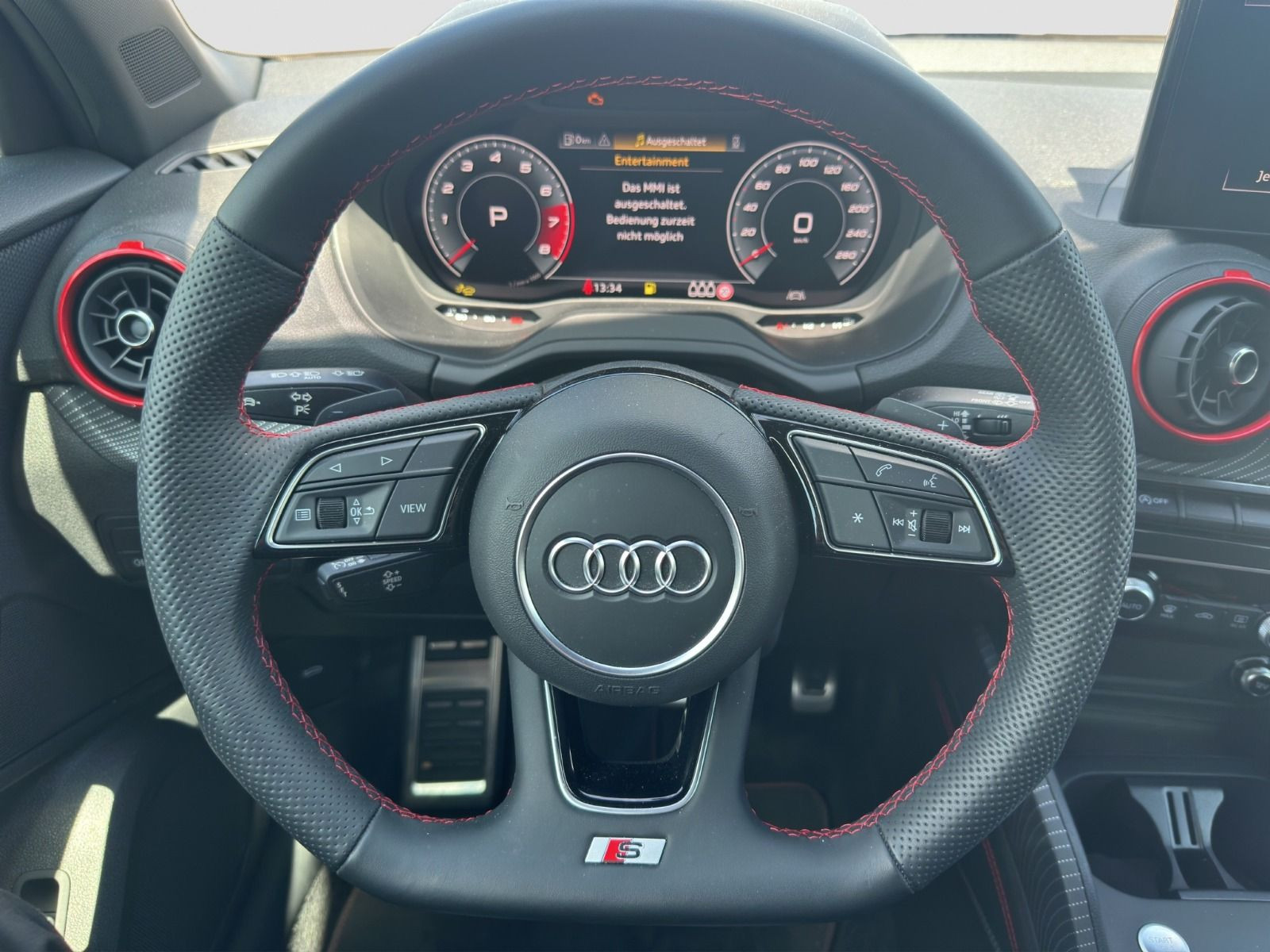 Audi - Q2_7