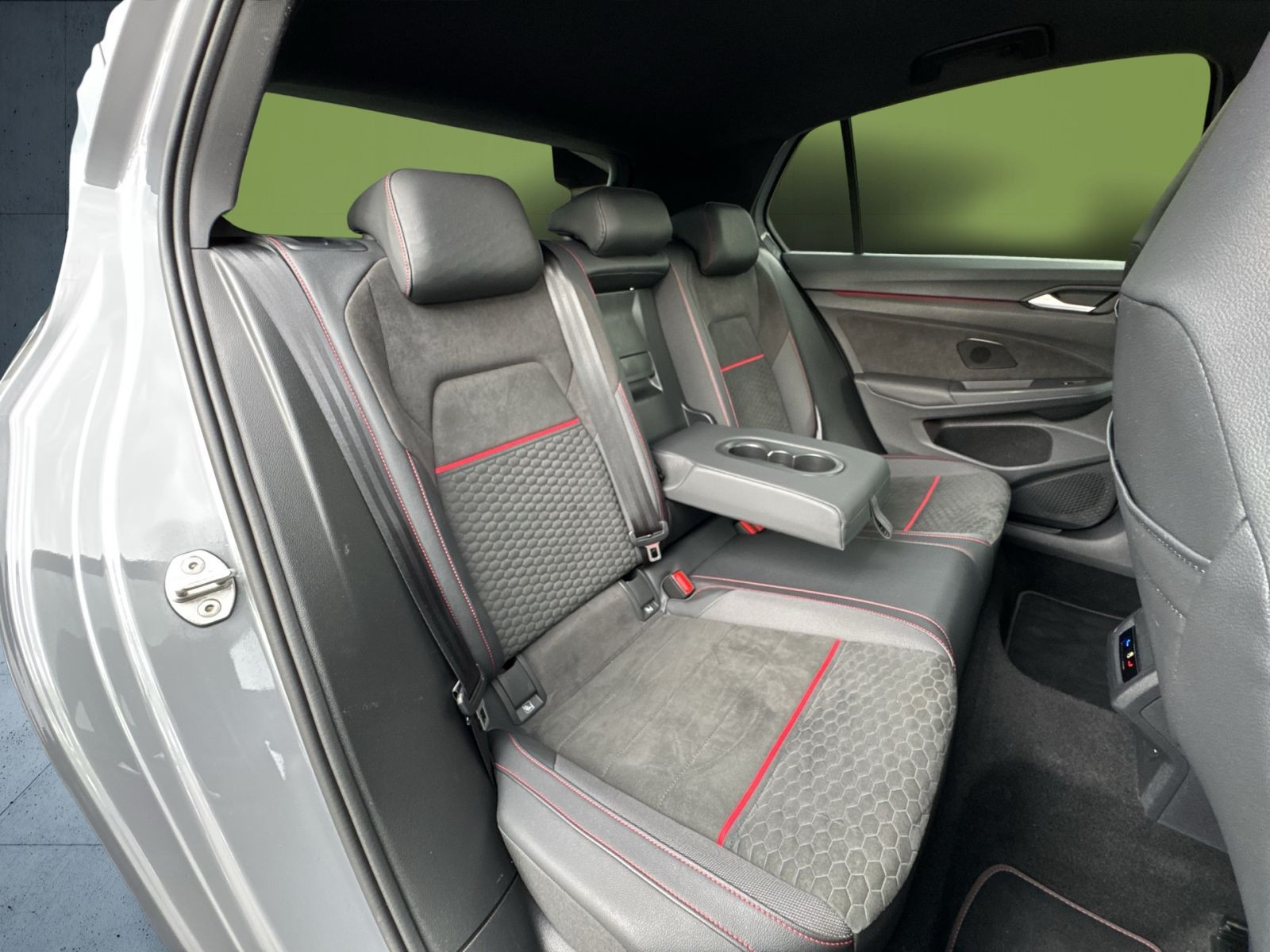 Volkswagen - Golf GTI_19