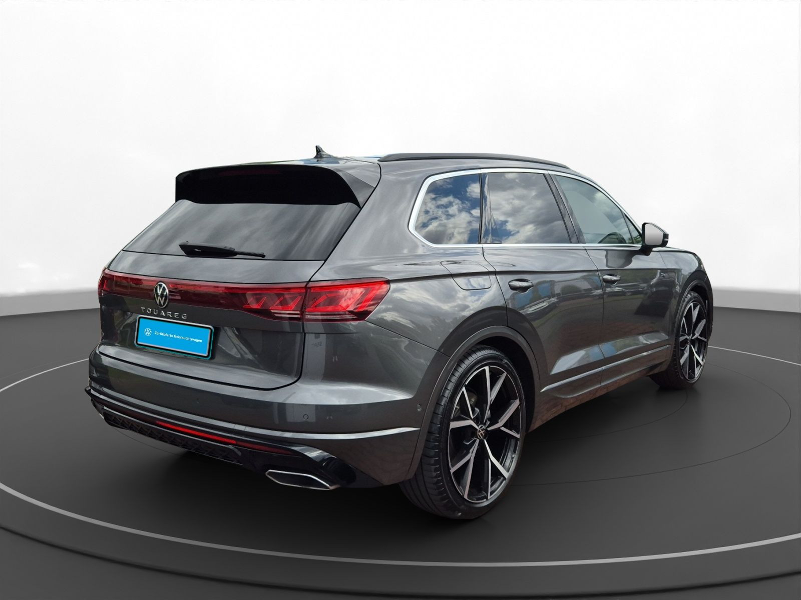 Volkswagen - Touareg_11