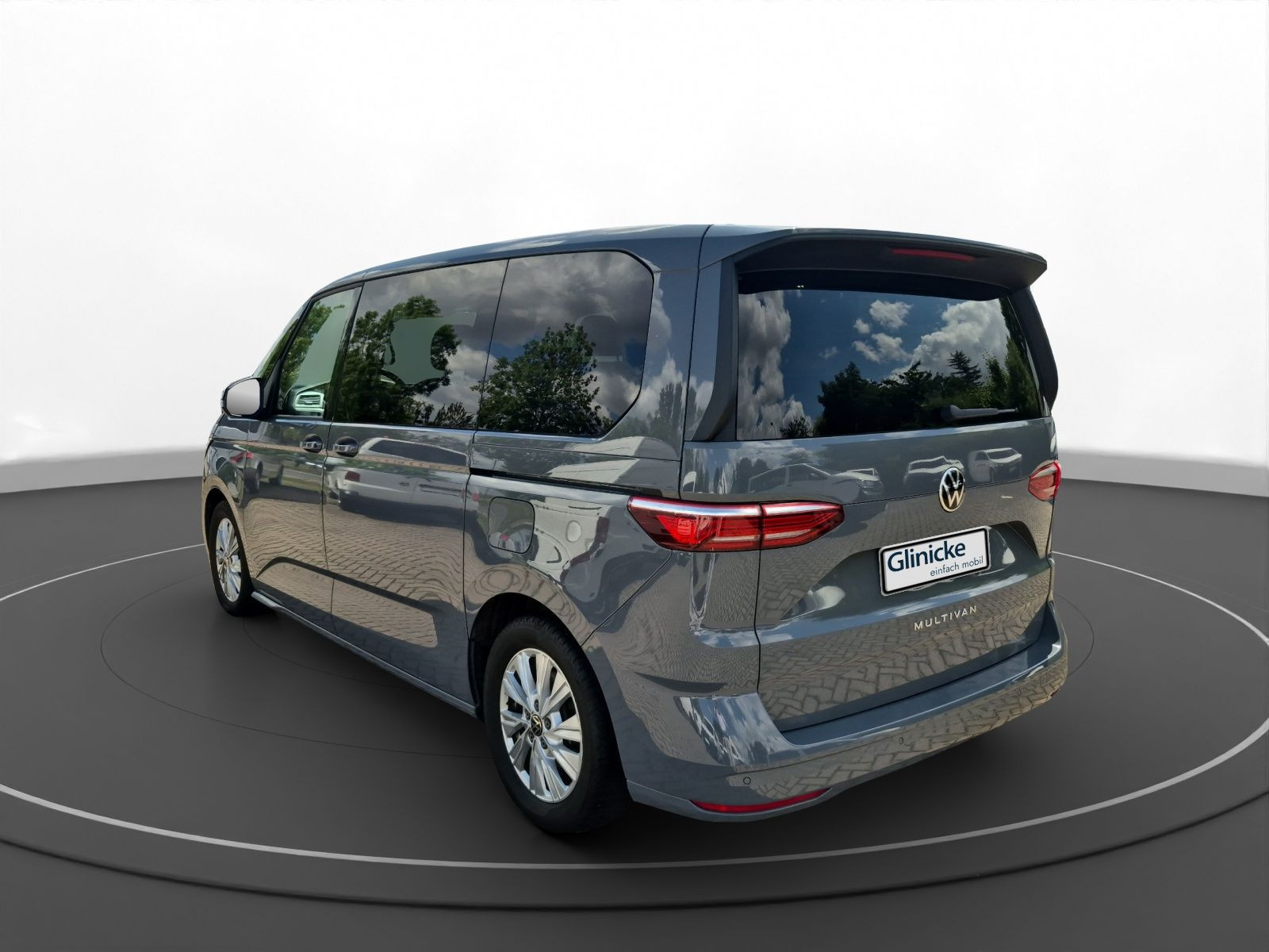 Volkswagen - Multivan_6