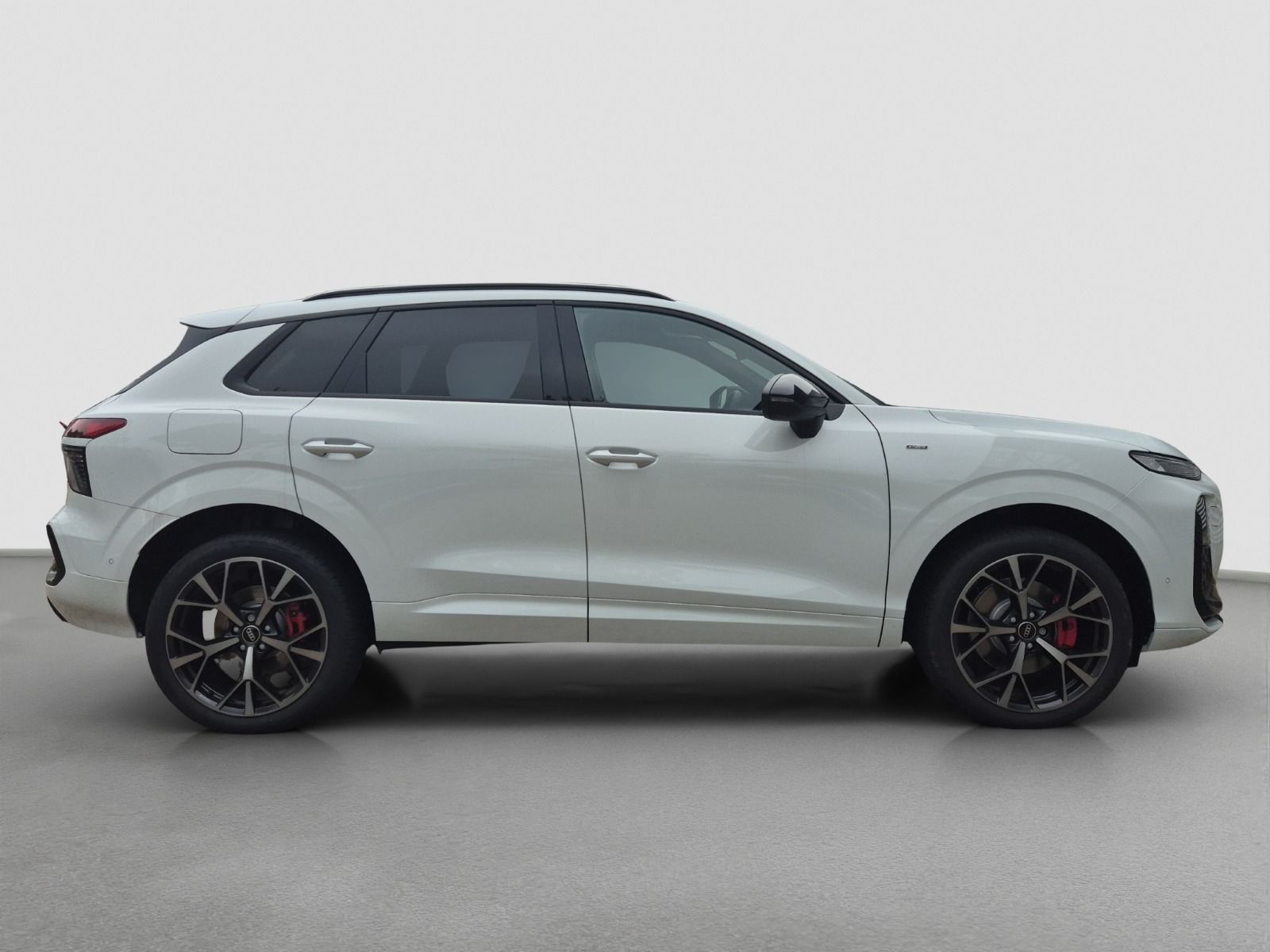 Audi - Q3_9 Audi - Q3_9