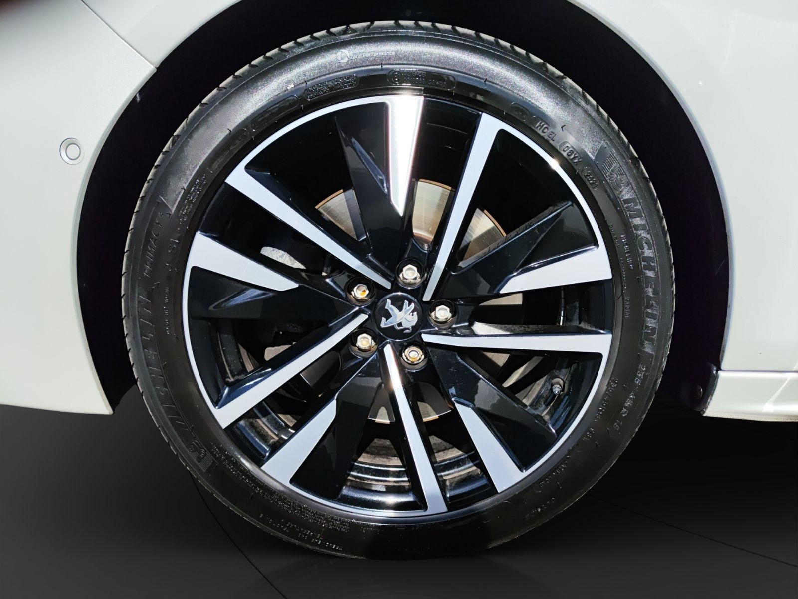 Peugeot - 508_13