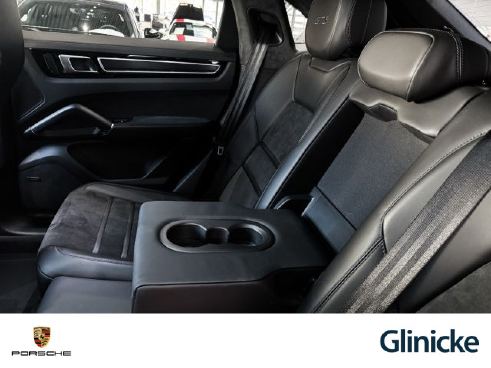 Porsche - Cayenne_36