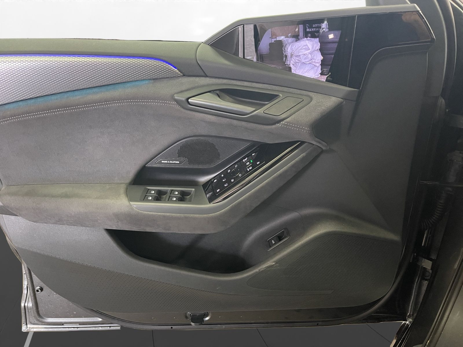Audi - A6 Sportback e-tron_12
