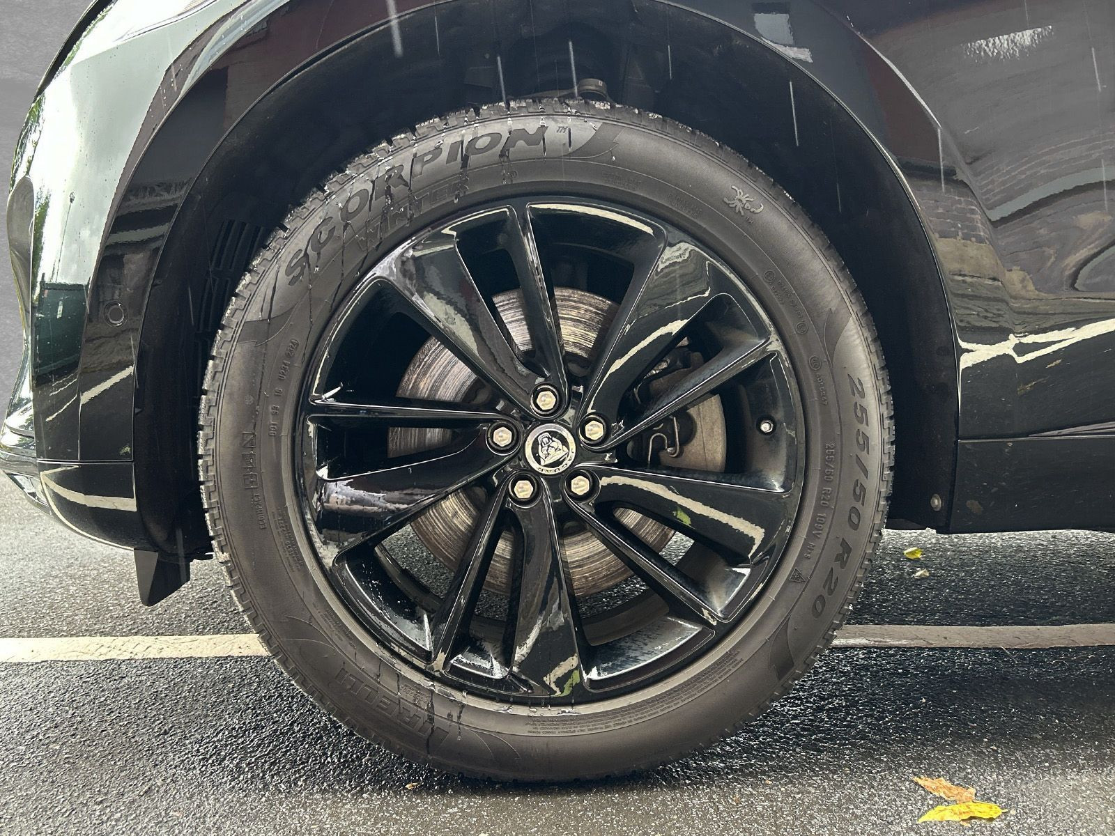 Jaguar - F-Pace_9