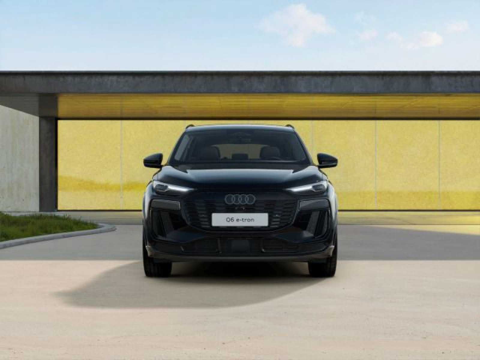 Audi - Q6 SUV e-tron_2