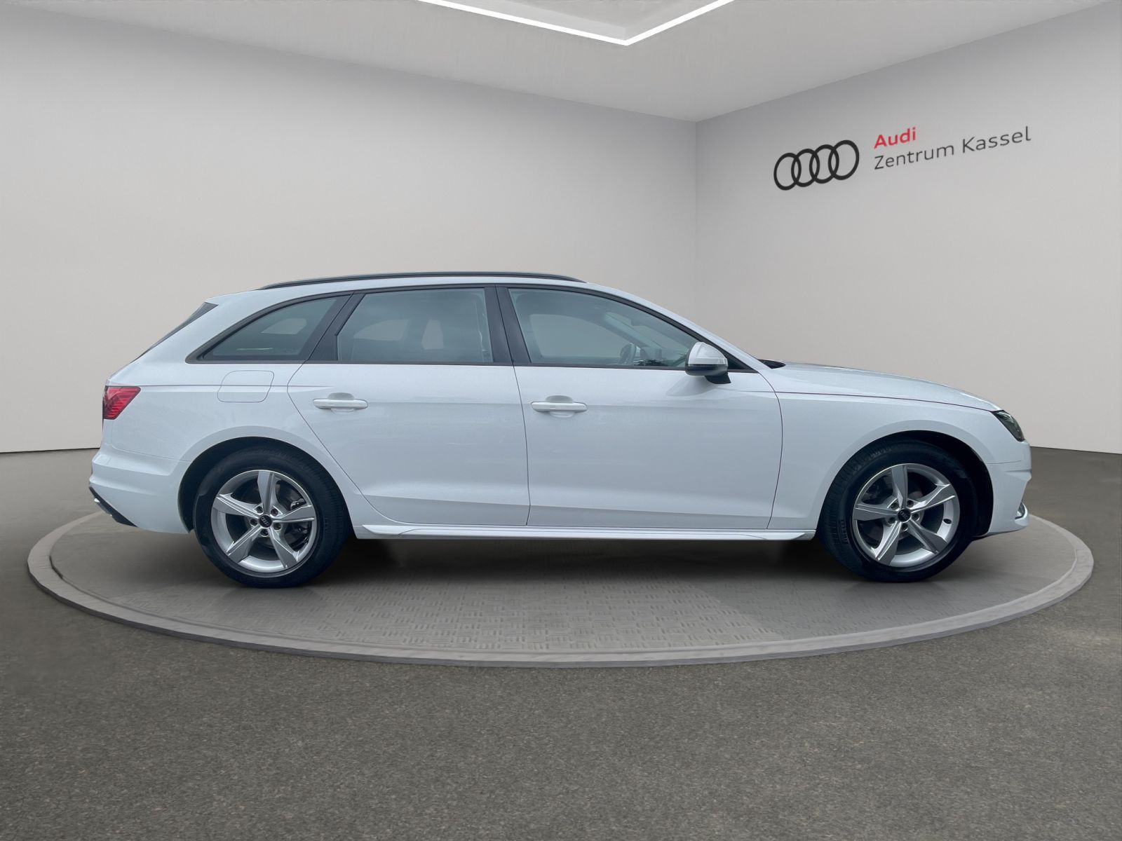 Audi - A4 Avant_6