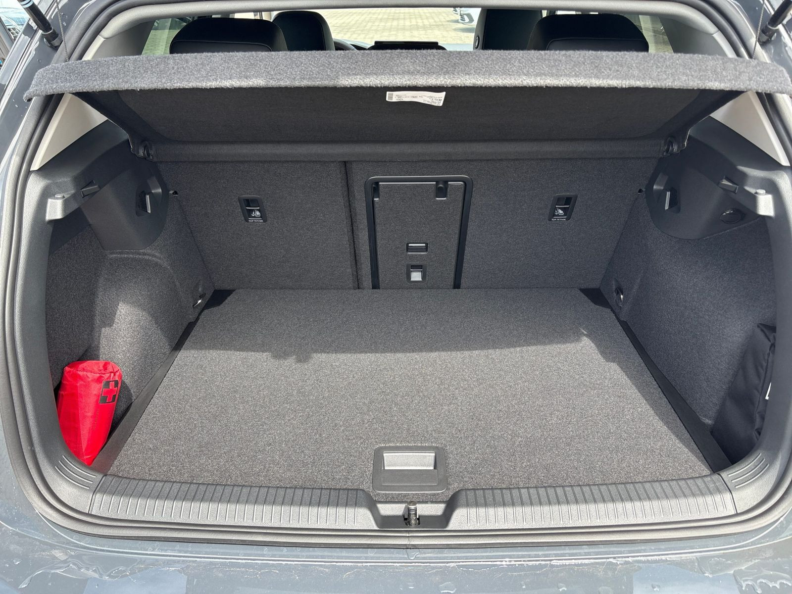 Volkswagen - Golf_15