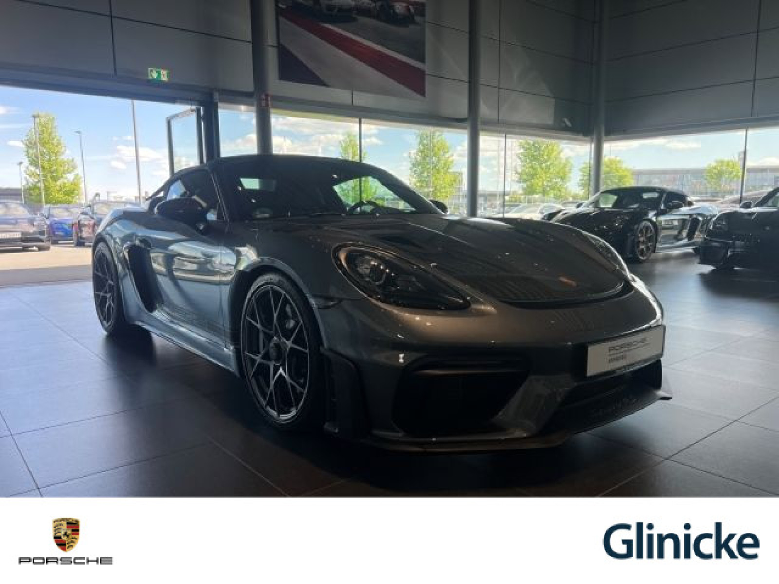 Porsche - 718 Spyder_7