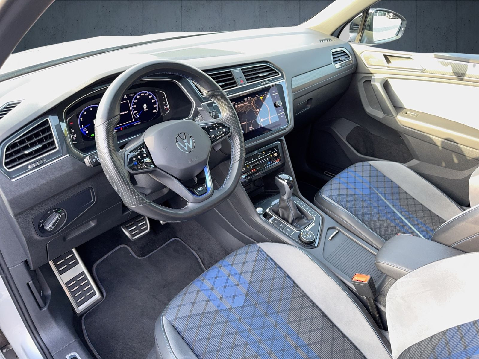 Volkswagen - Tiguan_11