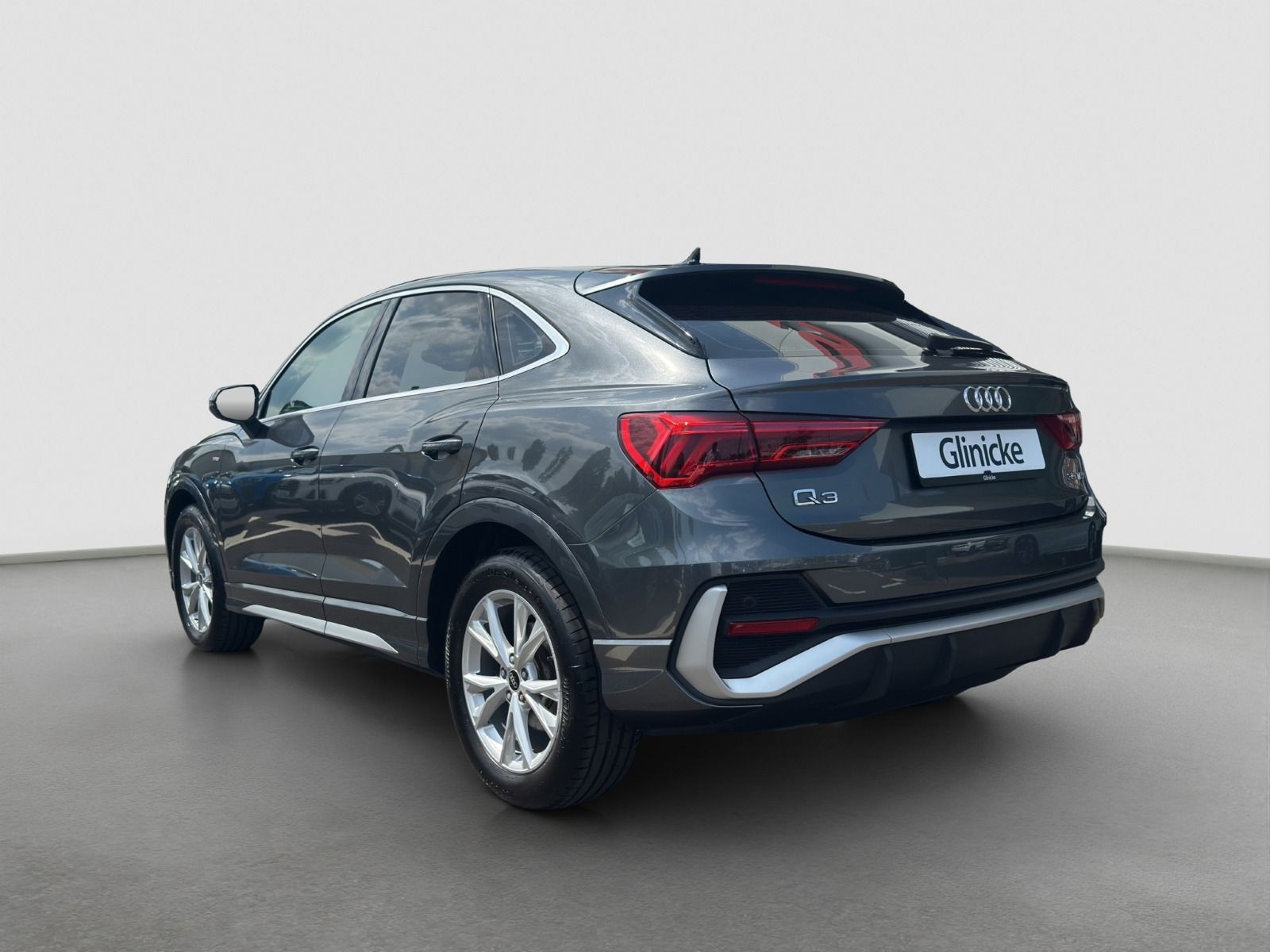 Audi - Q3 Sportback_4