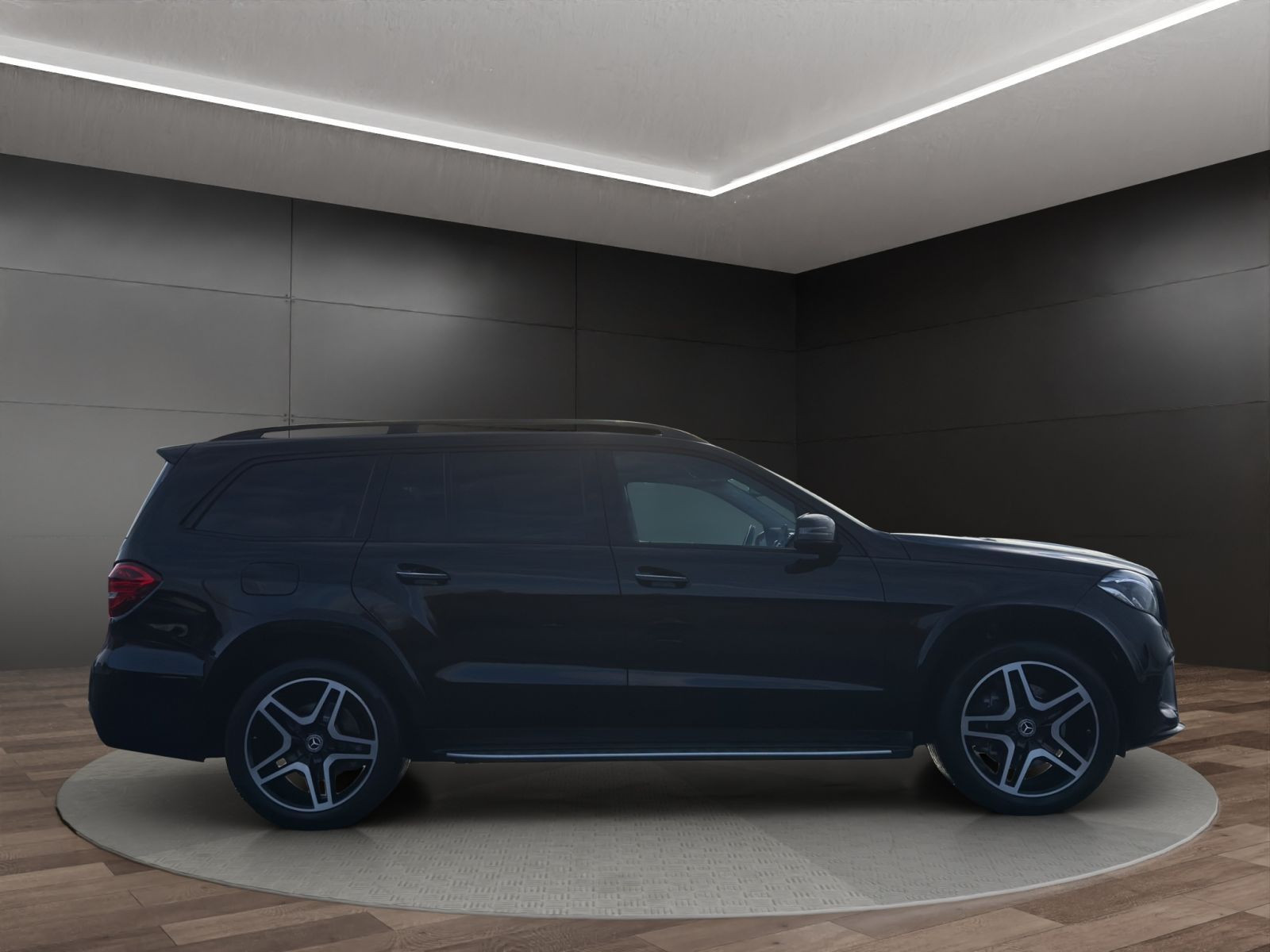 Mercedes-Benz - GLS 400_3