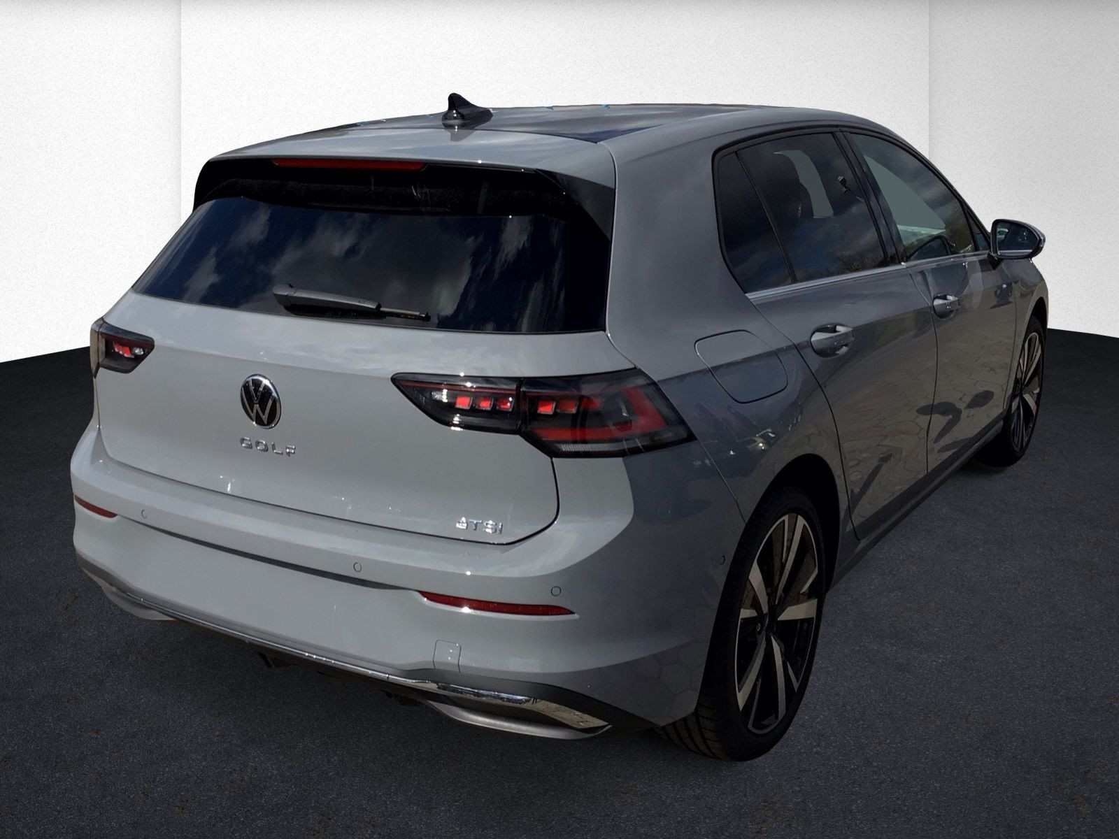 Volkswagen - Golf_2